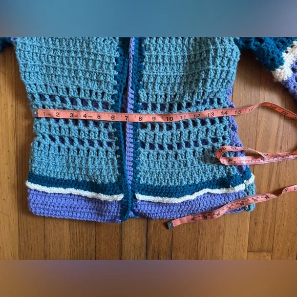 Vintage Blue Toned Crochet Cardigan - Picture 6 of 8